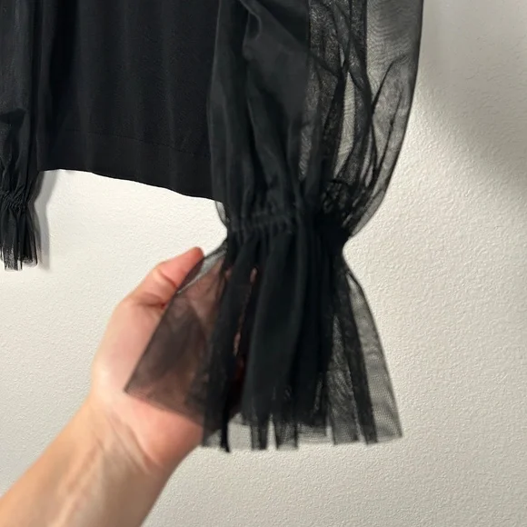 Trina Turk size M Rhea 2 sweater black 100% Merino wool mesh long sleeves - Picture 6 of 13